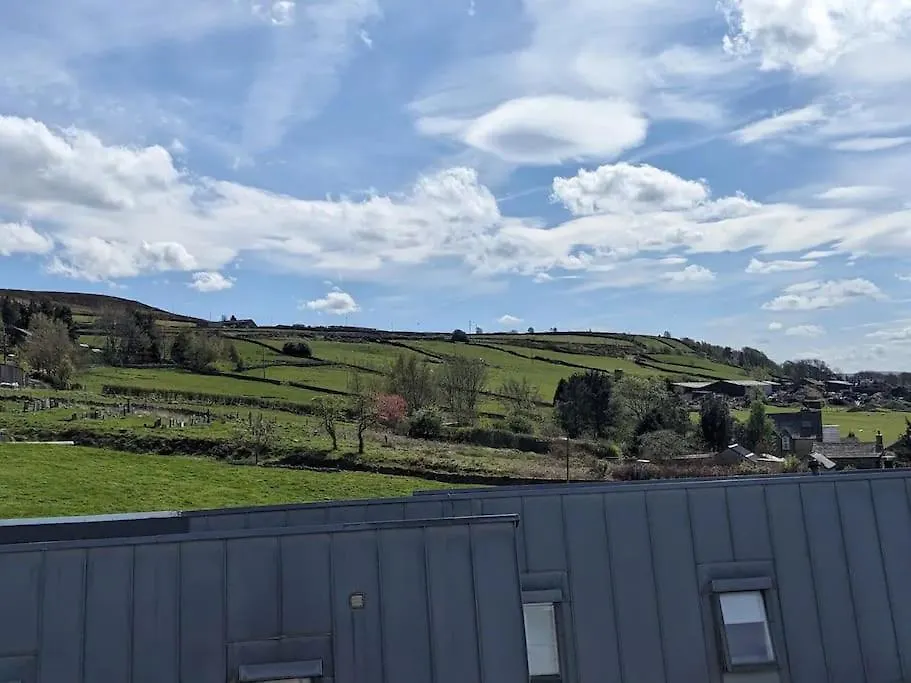 Spacious Hilltop Home Above Hebden Bridge