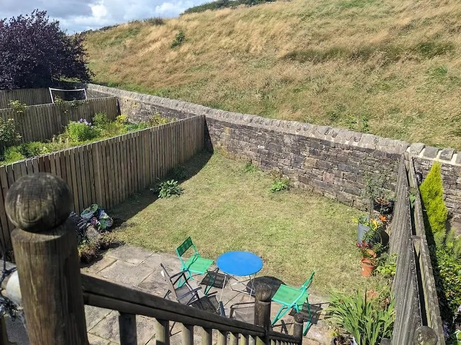 Spacious Hilltop Home Above Hebden Bridge